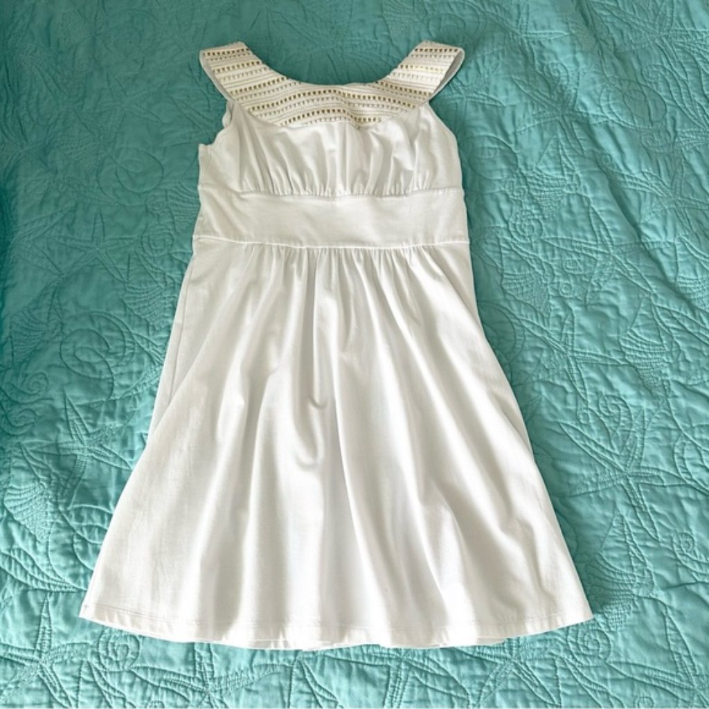 Mark. Juniors White Sundress With Gold Embroidery Size Medium